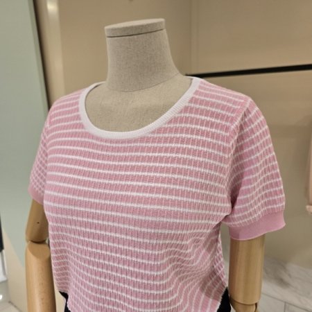 밑단 배색라인 라운드 니트