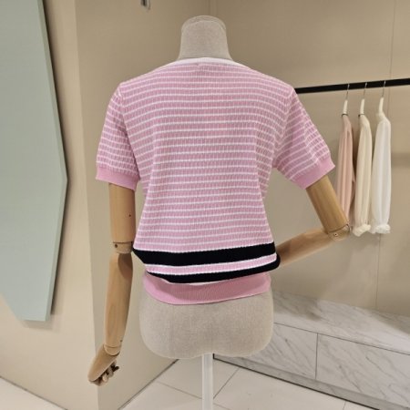 밑단 배색라인 라운드 니트