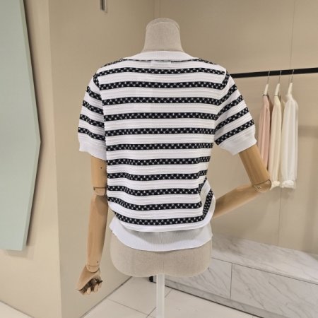 패턴 단가라 라운드 니트