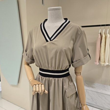 허리밴딩 브이넥 원피스