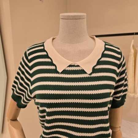 스트라이프 매직카라 니트