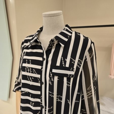 지브레더 카라 시폰블라우스