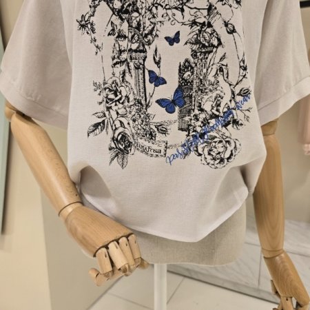 나비 프린팅 티 블라우스