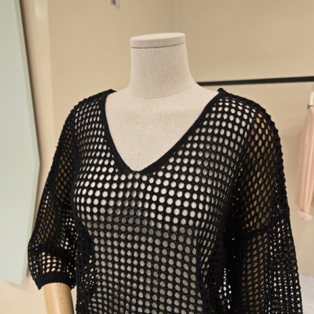 스카시 캡슐 브이넥 니트