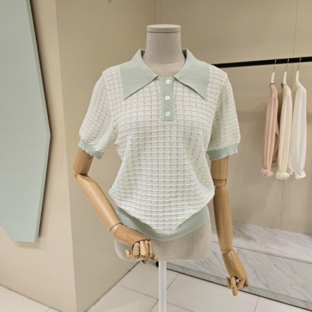 펀칭 베베 카라 니트