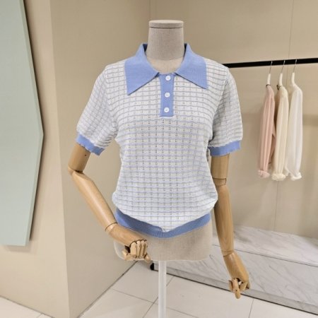 카라넥 물결 펀칭 니트