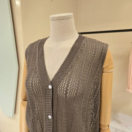 오픈형 브이넥 니트조끼