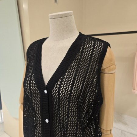 브이넥 오픈형 니트조끼