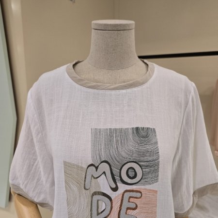 모드 배색 라운드 티셔츠