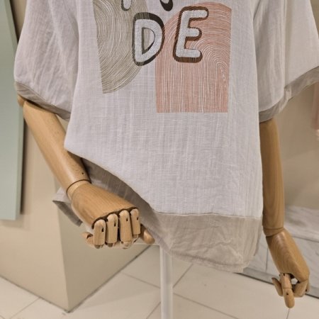 모드 배색 라운드 티셔츠