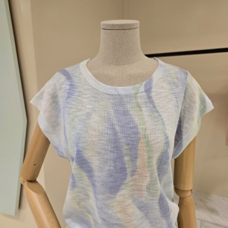 물나염 라운드 니트