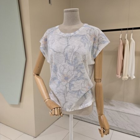 꽃나염 캡소매 라운드 니트