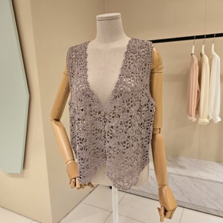 장미 뜨게 브이넥 조끼