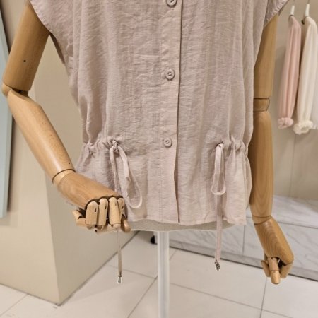 스트링 오픈형 후드 블라우스