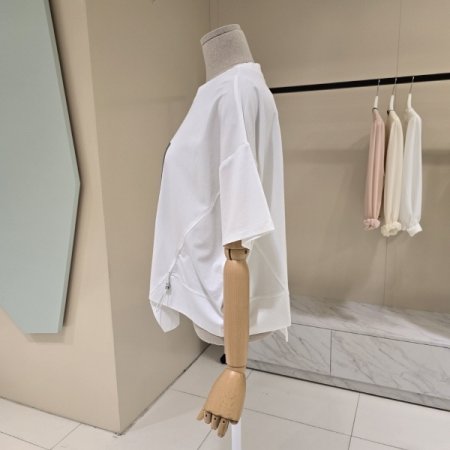 언발 휴먼 루즈핏 라운드티셔츠