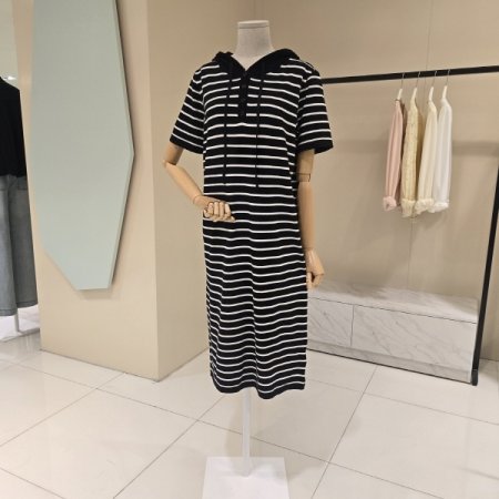 단가라 후드 니트 원피스