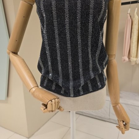 양브이넥 펄 비즈 민소매니트