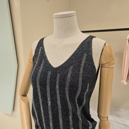 양브이넥 펄 비즈 민소매니트