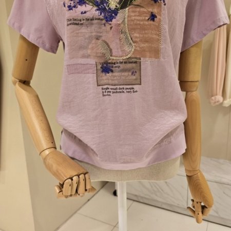 꽃다발 언발 라운드 티셔츠