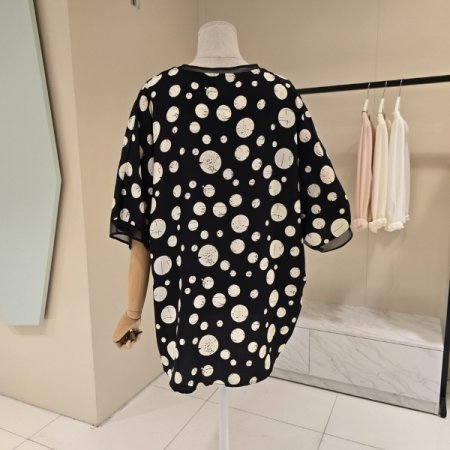 믹스동굴 언발 박시핏 블라우스