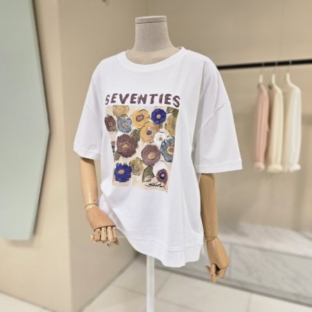 플라워 박시핏 라운드 티셔츠