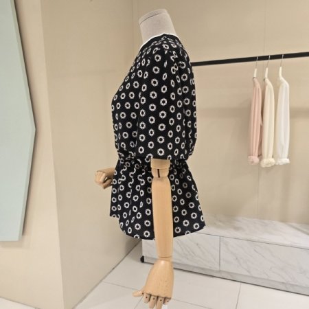 프린트 라운드 스트링 시폰블라우스