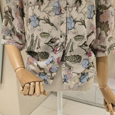 연핑꽃 시폰 블라우스