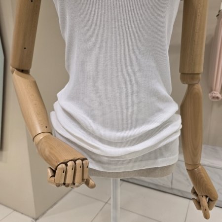 신골지 레이스 민소매 티셔츠