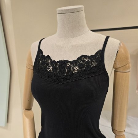 레이스 골지 민소매 티셔츠