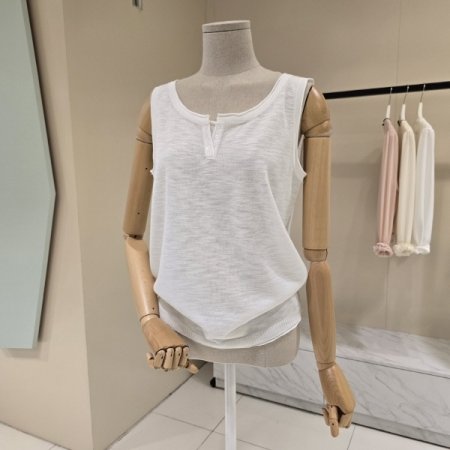 단추 이중 민소매 니트