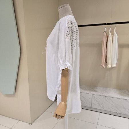 로즈 리본 언발 라운드 티셔츠