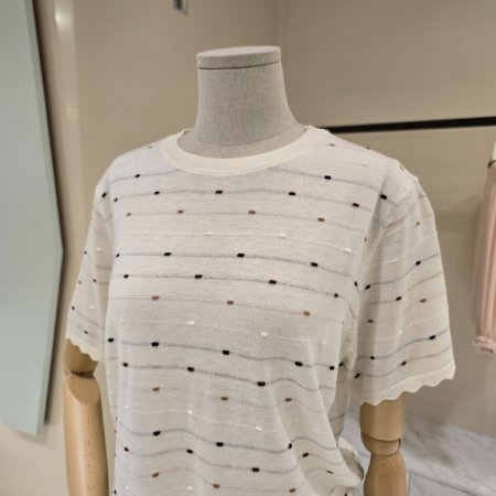 라운드 단가라 패턴 니트