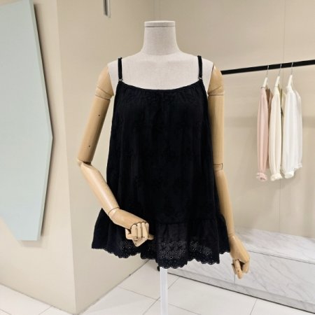 민소매 자수 포인트 티셔츠