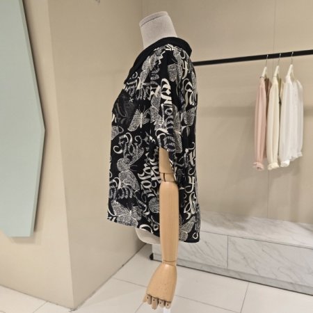 가오리핏 믹스카라 블라우스