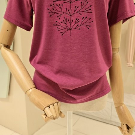 가지꽃 라운드 티셔츠