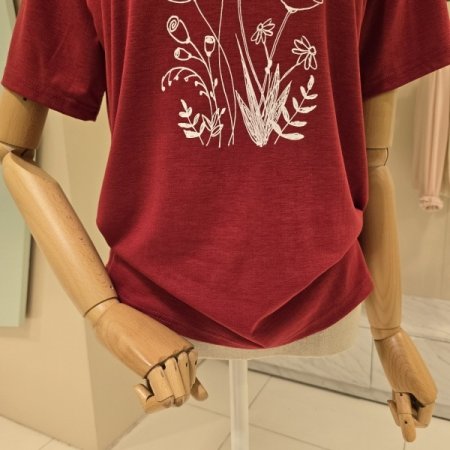 스케치 라운드 티셔츠