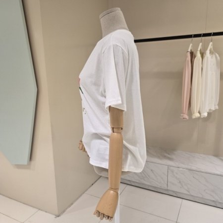 모닝 글로리 라운드 티셔츠