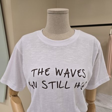 웨이브 라운드 티셔츠