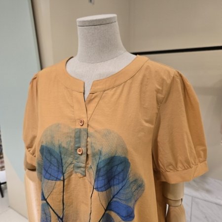 반오픈 푸르나 블라우스