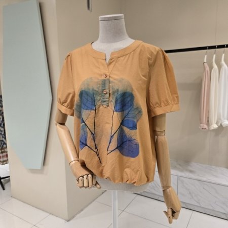 반오픈 푸르나 블라우스