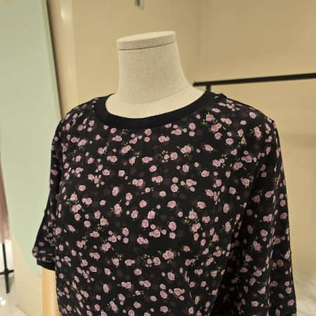 핑크로즈 라운드 시폰블라우스