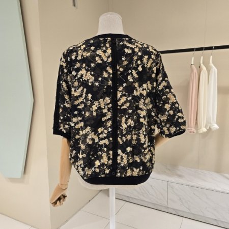 매화 프린트 라운드 블라우스