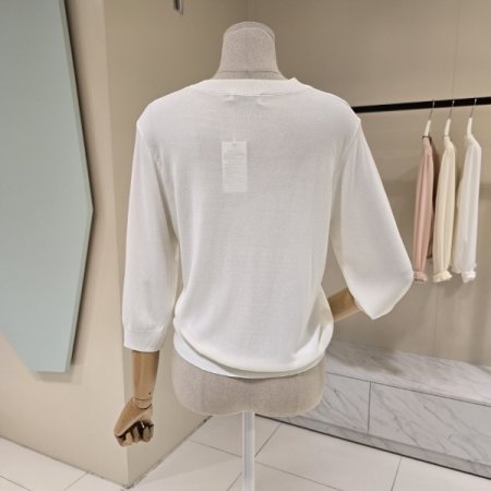 브이넥 7부 소매 니트