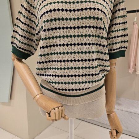 배색 펀칭 라운드니트