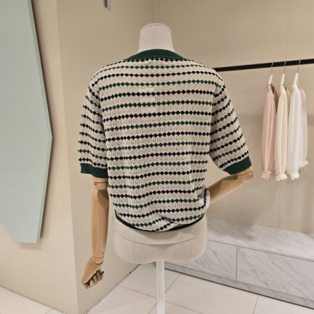 배색 펀칭 라운드니트