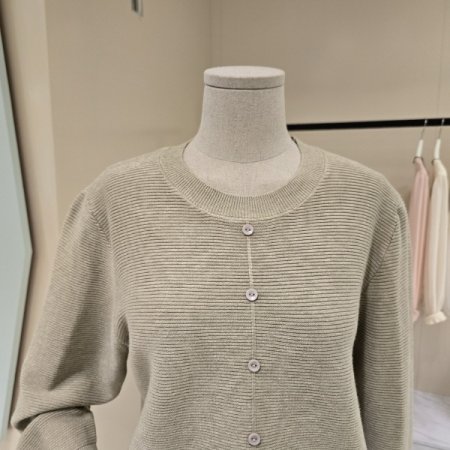 골지 라운드 단추 니트