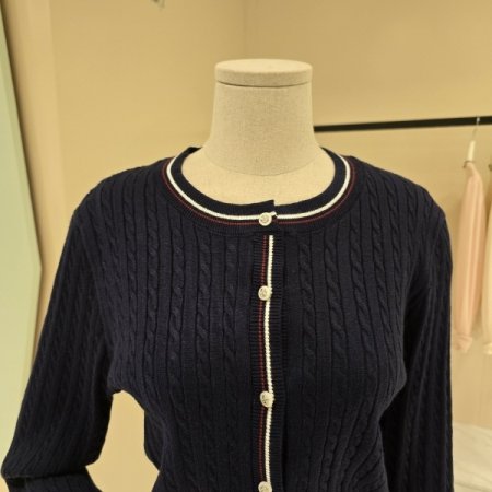 라운드 꽈배기 숏 가디건