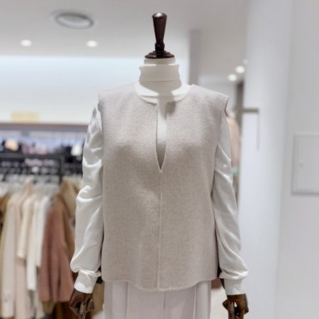 울캐시 핸드 슬릿베스트