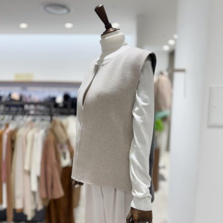 울캐시 핸드 슬릿베스트