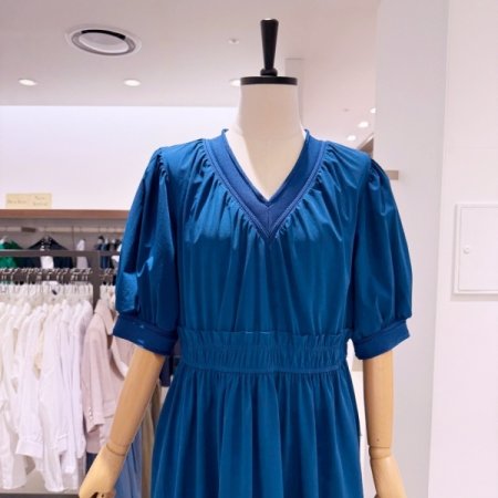 브이넥 셔링 원피스